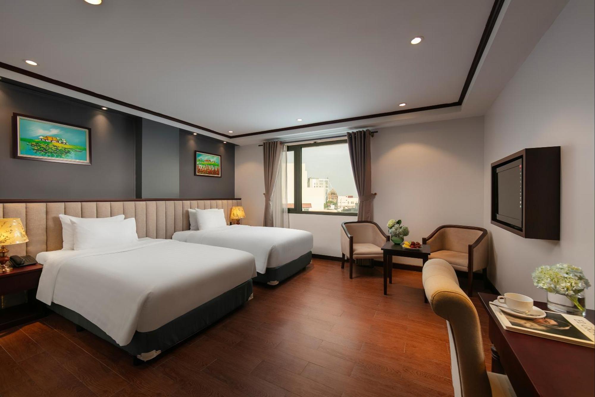May De Ville Corner Hotel Hanoi Bagian luar foto