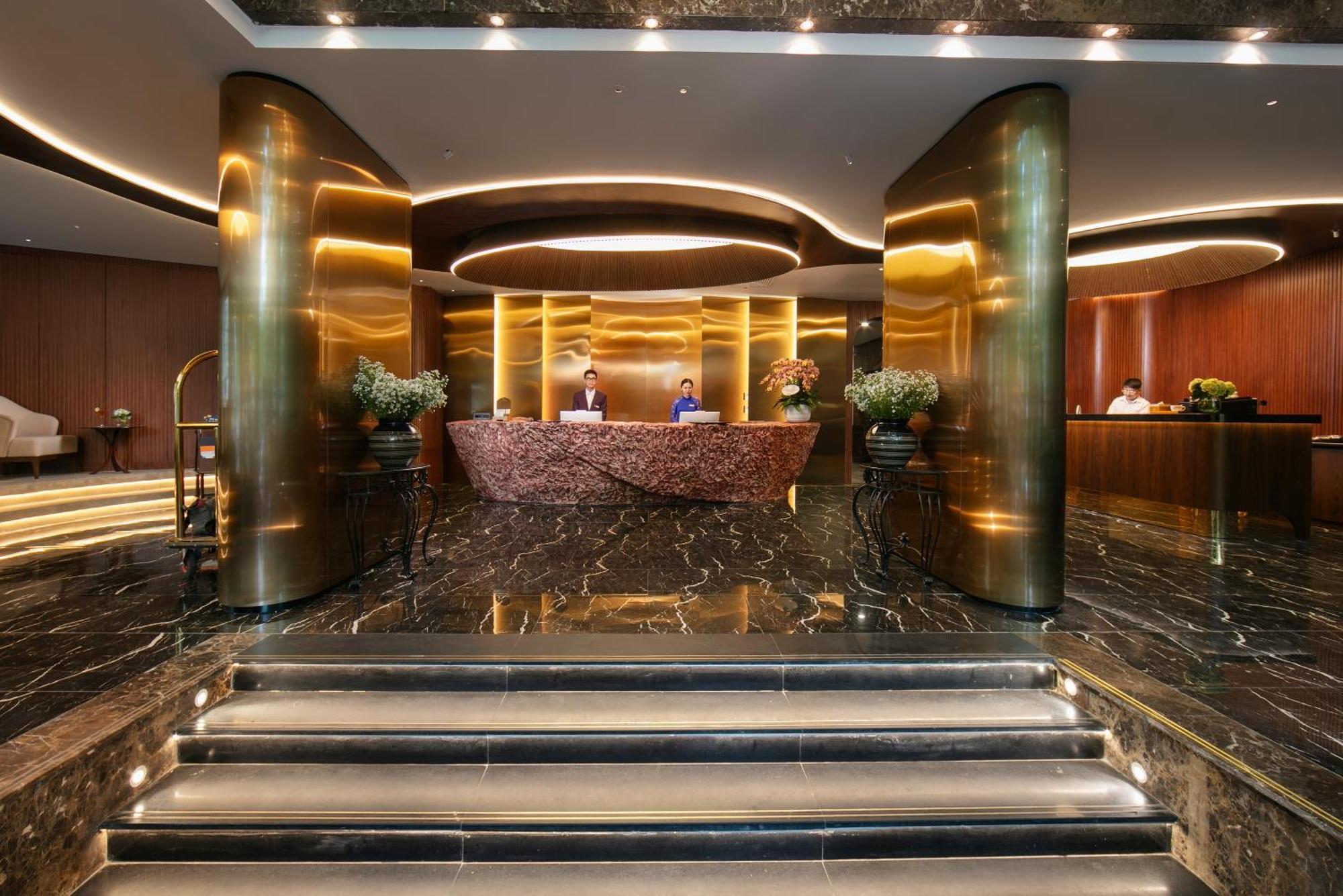 May De Ville Corner Hotel Hanoi Bagian luar foto